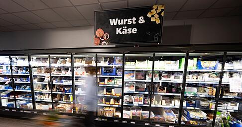 Bei Supermärkten und Discounter mussten Verbraucher in den vergangenen Jahren immer tiefer in die Tasche greifen.