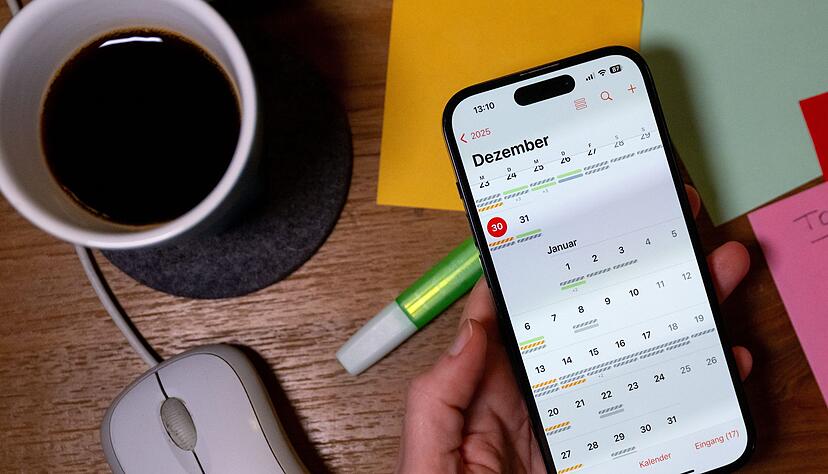 Sonderurlaub ist nicht direkt gesetzlich geregelt. Oft bekommen Besch&auml;ftigte aber zu diversen Anl&auml;ssen freie Tage.