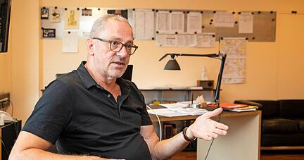 "Die Kunst darf sich nicht ins Bett der Politik legen. Sie muss unabhängig bleiben": Axel Vornam blickt mit Optimismus auf die kommende Spielzeit.
Foto: Andreas Veigel