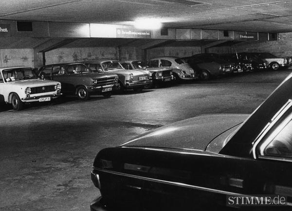 1973 gibt es erst eine unterirdische Parkmöglichkeit in Heilbronn, die Stadtgarten-Tiefgarage. Eine weitere Tiefgarage auf drei Ebenen mit 660 Stellplätzen für Kurzzeitparker ist am Wollhausplatz geplant.