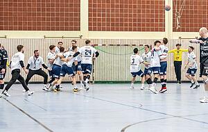 Der Moment nach der Entscheidung: Es gibt kein Halten mehr bei Trainern und Spielern der Sport-Union Neckarsulm. Marc Pflugfelder (links) und Constantin Schuster (rechts) von den Gastgebern sind bedient. Der Moment nach der Entscheidung: Es gibt kein Halten mehr bei Trainern und Spielern der Sport-Union Neckarsulm. Marc Pflugfelder (links) und Constantin Schuster (rechts) von den Gastgebern sind bedient.