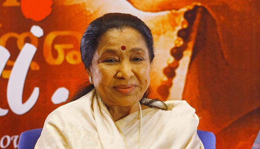 Die indische S&auml;ngerin Asha Bhosle haben viele schon geh&ouml;rt - sie lieh Bollywood-Schauspielerinnen ihre Singstimme.
