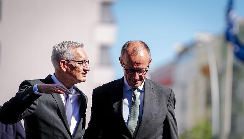 Der bisherige Botschafter in der Ukraine, Martin Jäger, ist neuer Präsident des deutschen Auslandsgeheimdienstes BND. Kanzler Friedrich Merz (CDU) schreibt ihm klare Ziele ins Auftragsbuch. Der bisherige Botschafter in der Ukraine, Martin Jäger, ist neuer Präsident des deutschen Auslandsgeheimdienstes BND. Kanzler Friedrich Merz (CDU) schreibt ihm klare Ziele ins Auftragsbuch.