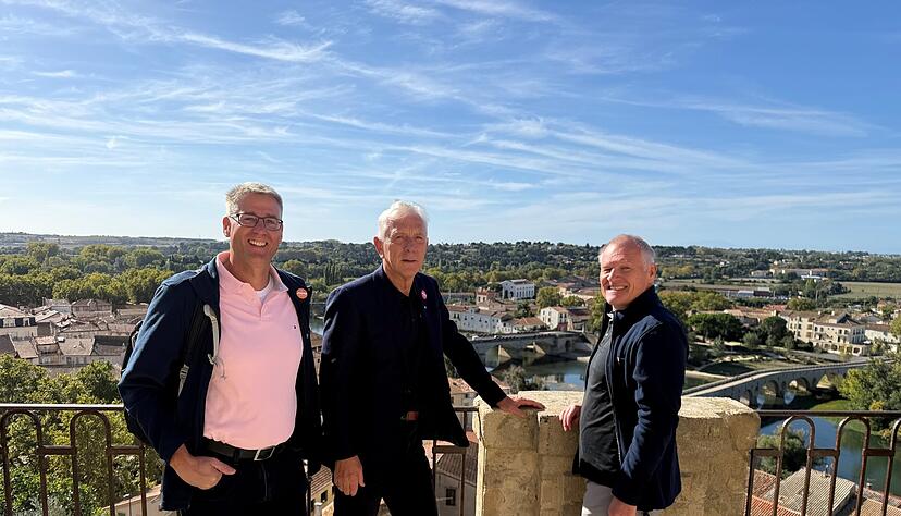 Von links: Thomas Randecker (CDU), OB Harry Mergel und Rainer Hinderer (SPD). Von links: Thomas Randecker (CDU), OB Harry Mergel und Rainer Hinderer (SPD).