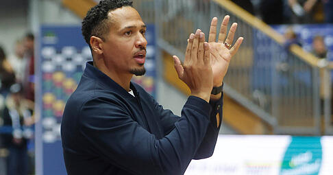 Der Crailsheimer Trainer David McCray zeigte sich zufrieden.
Foto: Schmerbeck