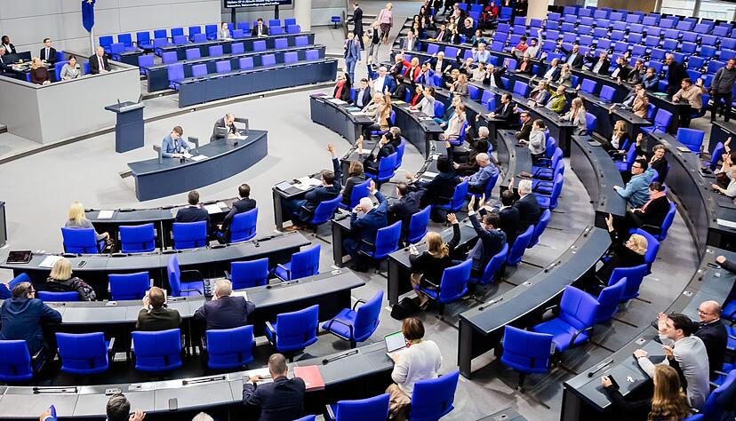 Nach der bevorstehenden Neuwahl soll der Bundestag 630 Abgeordnete umfassen. Viele Kandidaten aus der Region stehen schon fest. Nach der bevorstehenden Neuwahl soll der Bundestag 630 Abgeordnete umfassen. Viele Kandidaten aus der Region stehen schon fest.