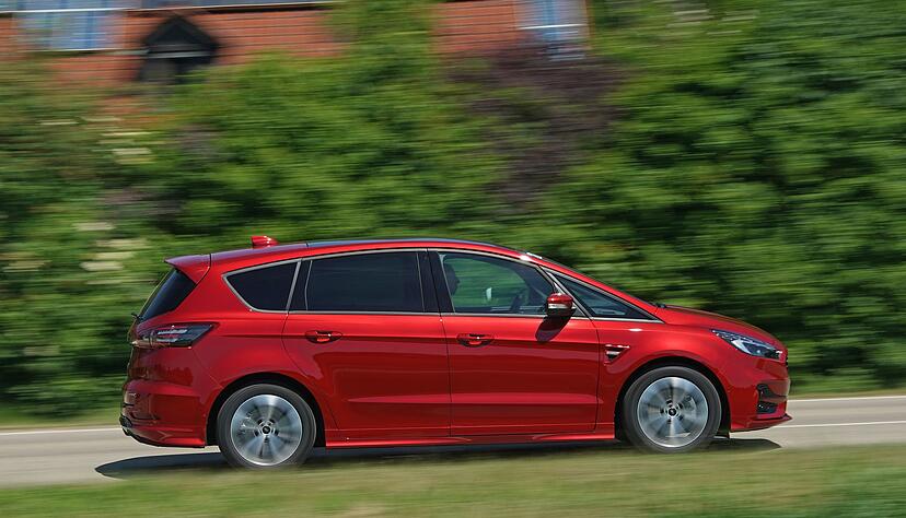 Van-tastisch? Hm, zumindest bieten Großraumlimousinen wie der Ford S-Max viel Platz, dieser hat aber auch ein paar sensible Stellen. Van-tastisch? Hm, zumindest bieten Großraumlimousinen wie der Ford S-Max viel Platz, dieser hat aber auch ein paar sensible Stellen.