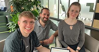 Stehen hinter der App f&uuml;r Mathe (von links): Tobias Lengfeld, Jakob Seitz und Lea Masopust.