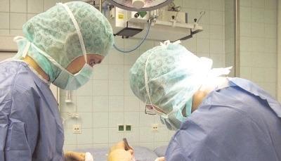 Die Operationss&auml;le in K&uuml;nzelsau seien steril, betont der &auml;rztliche Direktor des Hohenloher Krankenhauses, Dr. Andreas Eckle. An der Hygiene im OP hatte das Landesgesundheitsamt bei einer Inspektion im Oktober keine Zweifel.Foto: dpa