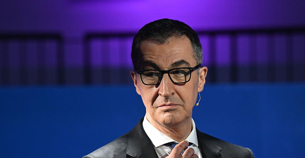 &Ouml;zdemir will die Villa Reitzenstein f&uuml;r die Gr&uuml;nen sichern.