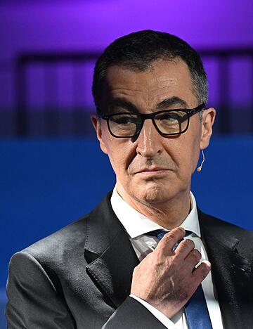 &Ouml;zdemir will die Villa Reitzenstein f&uuml;r die Gr&uuml;nen sichern.