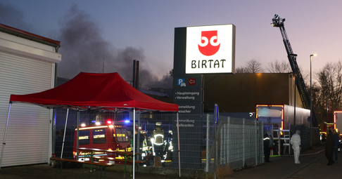 Bei einem D&ouml;nerproduzenten ist ein Feuer ausgebrochen.