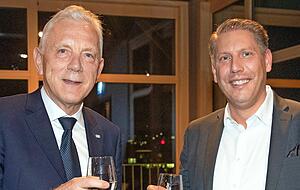 Heilbronns OB Harry Mergel (links) mit Stimme-Geschäftsführer Marc Becker.