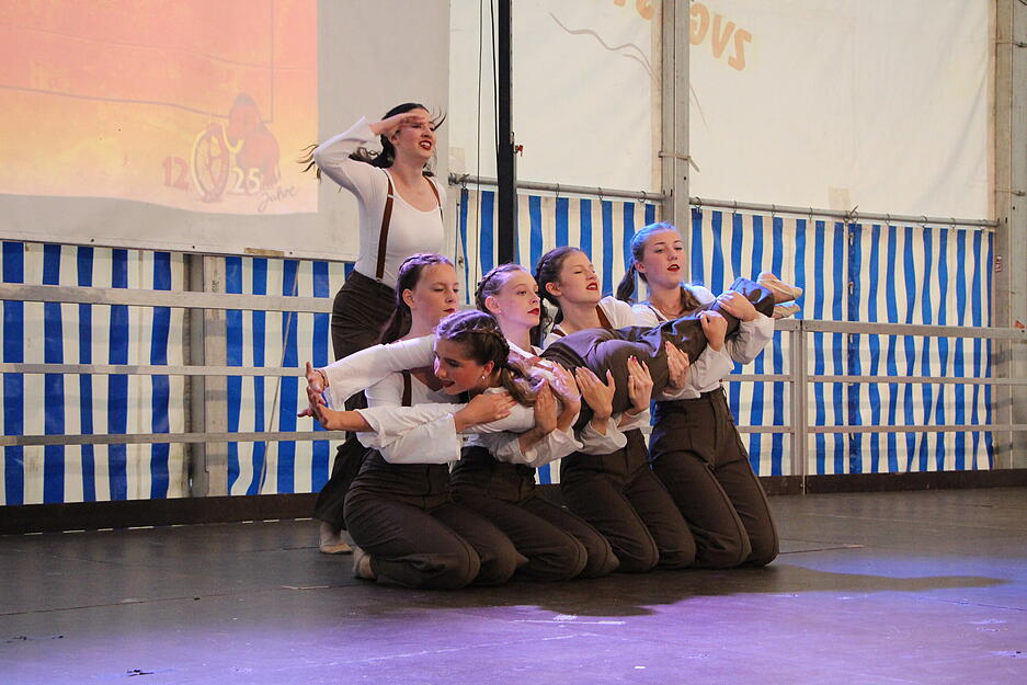 Bieringen feiert Ortsjubiläum mit vier Tagen Fest, Umzug und Jubiläumsabend.