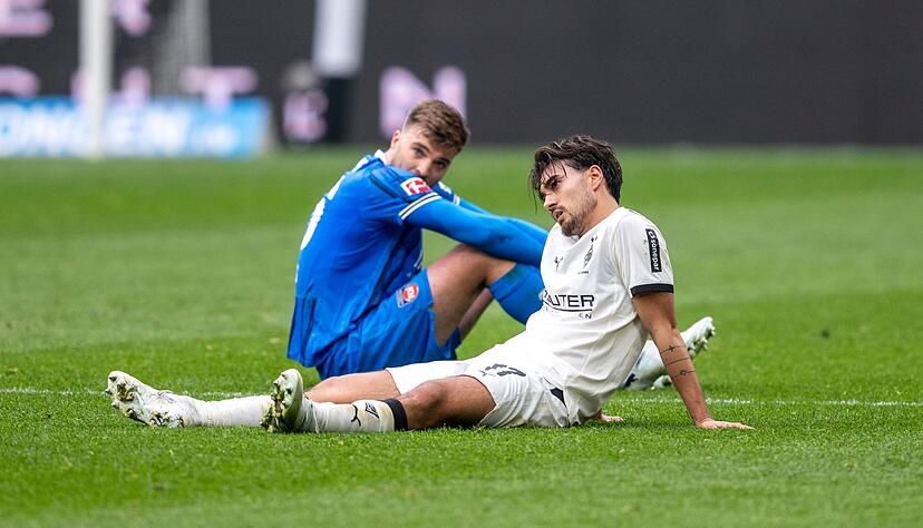 Enttäuschte Gesichter nach einem 2:2 im Borussia-Park. Enttäuschte Gesichter nach einem 2:2 im Borussia-Park.