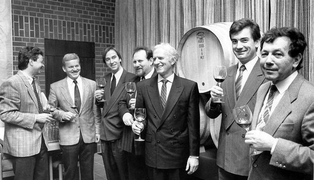 Die Väter von Hades in den 80ern (von links): Siegfried Röll, Michael Graf Adelmann, Richard Drautz, Jürgen Ellwanger, Albrecht Fischer, Gerhard Götz.Fotos: Archiv/Kugler Die Väter von Hades in den 80ern (von links): Siegfried Röll, Michael Graf Adelmann, Richard Drautz, Jürgen Ellwanger, Albrecht Fischer, Gerhard Götz.Fotos: Archiv/Kugler