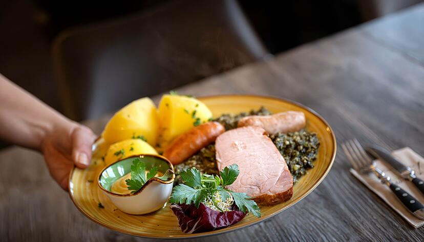 Kommen die Entlastungen auch auf den Teller? (Archivbild)