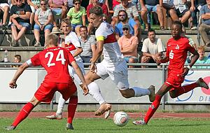Der letzte U17 Bundesliga Cup wurde 2019 in Öhringen ausgetragen. Im Finale besiegte der Nachwuchs des 1. FC Köln den VfB Stuttgart. Beide Vereine sind auch 2022 im Heilbronner Frankenstadion dabei.
Fotos: Alexander Bertok Der letzte U17 Bundesliga Cup wurde 2019 in Öhringen ausgetragen. Im Finale besiegte der Nachwuchs des 1. FC Köln den VfB Stuttgart. Beide Vereine sind auch 2022 im Heilbronner Frankenstadion dabei.
Fotos: Alexander Bertok