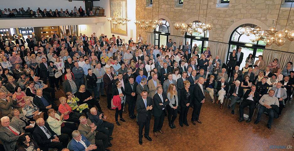 Amtseinf&uuml;hrung B&uuml;rgermeister G&uuml;glingen | 5. Mai