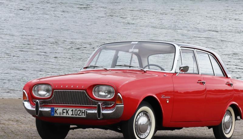 «Badewanne» fürs Trockene: Der Ford Taunus 17M (P3) feiert 2020 60-jähriges Jubiläum. «Badewanne» fürs Trockene: Der Ford Taunus 17M (P3) feiert 2020 60-jähriges Jubiläum.