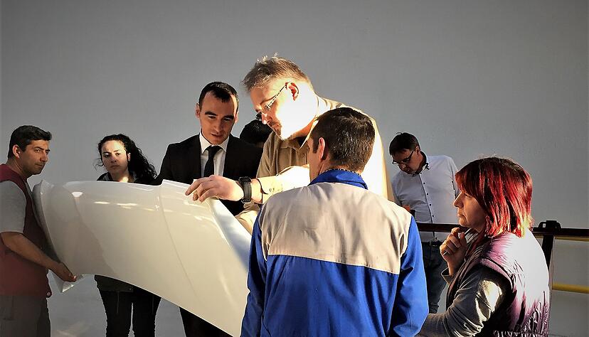 Die Experten von Amotiq arbeiten in der Regel direkt beim Kunden (wie hier in der Türkei). So können alle Probleme schnell und flexibel angegangen werden. Foto: Amotiq