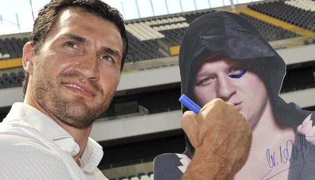 Wladimir Klitschko wird Alexander Powetkin im Ring kein Veilchen verpassen. Wladimir Klitschko wird Alexander Powetkin im Ring kein Veilchen verpassen.