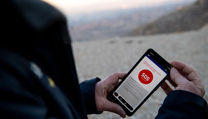 Mit dem von Bullitt hergestellten Motorola-Telefon sind auch Notrufe m&ouml;glich.