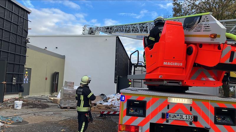 Ein Zwischendeck im Solebad Niedernhall hat gebrannt. Zunächst waren laut Polizei nur Knistergeräusche zu hören. Ein Zwischendeck im Solebad Niedernhall hat gebrannt. Zunächst waren laut Polizei nur Knistergeräusche zu hören.