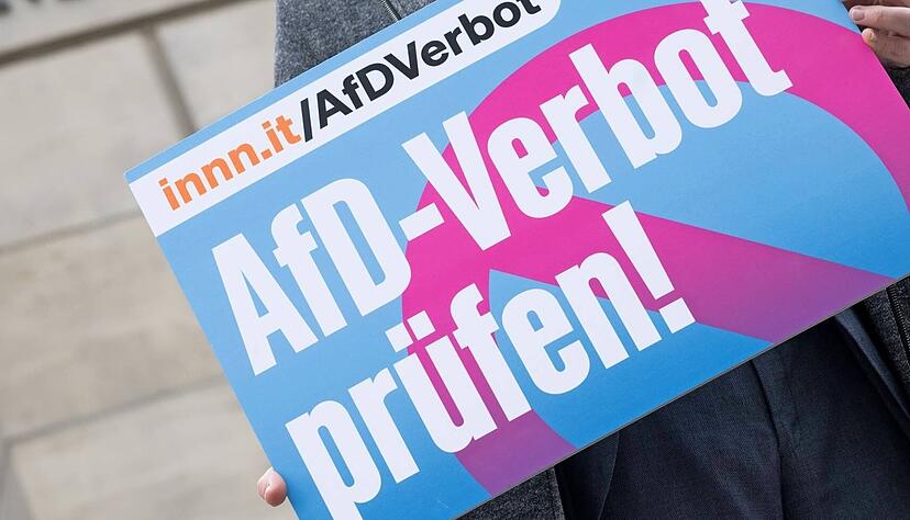 Bereits im Fr&uuml;hjahr wurde die Petition f&uuml;r ein AfD-Verbot an den Bundesrat &uuml;bergeben. Jetzt geht sie auch an den Deutschen Bundestag.