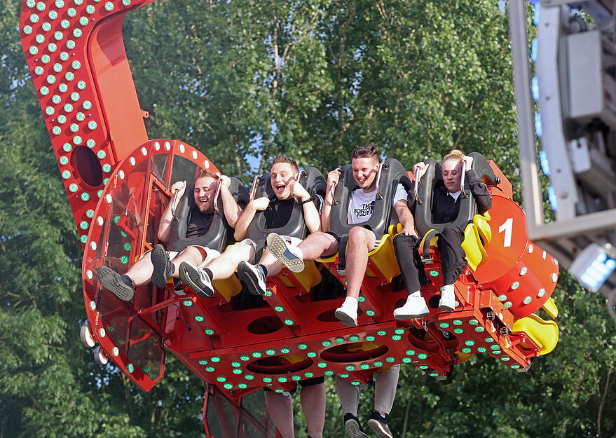 Beim 1060. Talmarkt ist in Bad Wimpfen viel los. Egal ob Kr&auml;merstand oder Riesenrad, f&uuml;r Jung und Alt ist viel geboten.