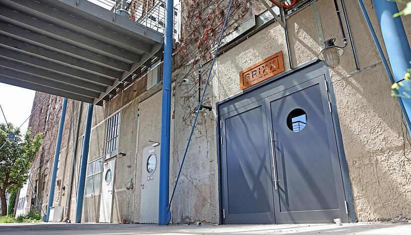 Neue Location in Heilbronn: Das Brixx im alten E-Werk liegt direkt neben dem Creme 21 und wird von denselben Geschäftsführern betrieben. Neue Location in Heilbronn: Das Brixx im alten E-Werk liegt direkt neben dem Creme 21 und wird von denselben Geschäftsführern betrieben.