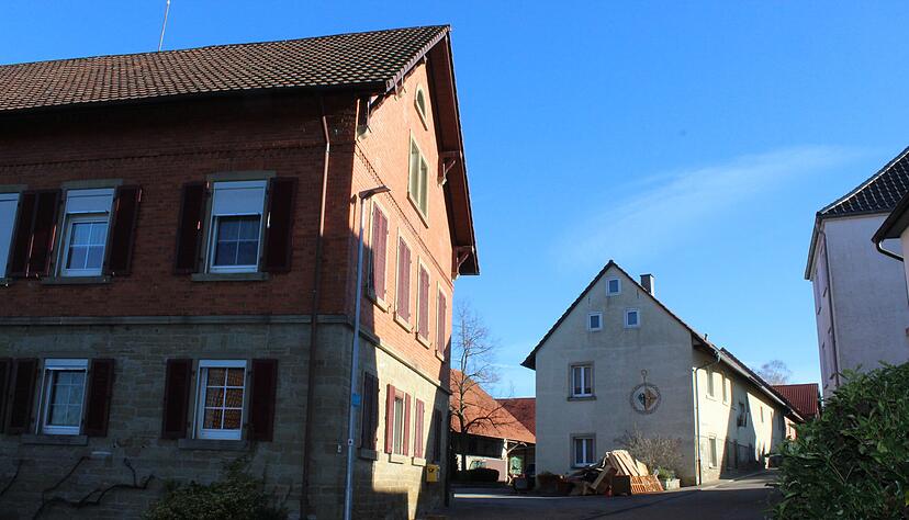 Imposante Anlage: Das Damenstift wurde 1718 gegründet und war immer landwirtschaftlich genutzt, zuletzt von der Südzucker AG.
Foto: Jörg Kühl Imposante Anlage: Das Damenstift wurde 1718 gegründet und war immer landwirtschaftlich genutzt, zuletzt von der Südzucker AG.
Foto: Jörg Kühl