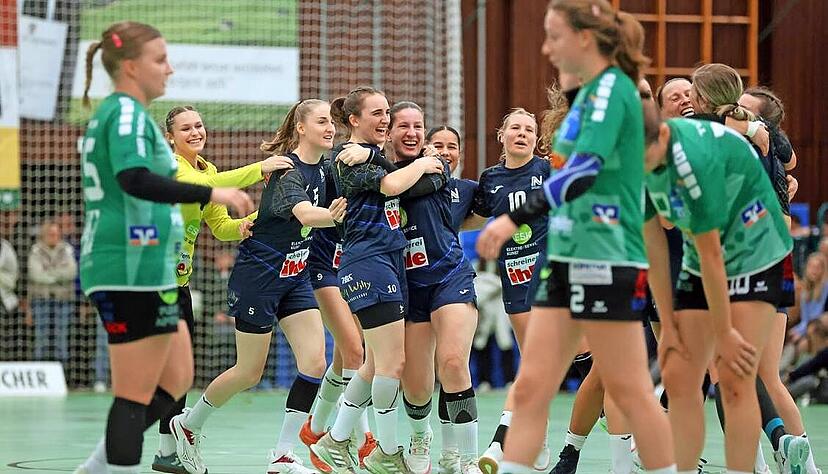 Die einen voller Freude, die anderen voller Enttäuschung: Im Württembergliga-Duell behielt die Sport-Union Neckarsulm II im Hinspiel die Oberhand.
Fotos: Ralf Seidel