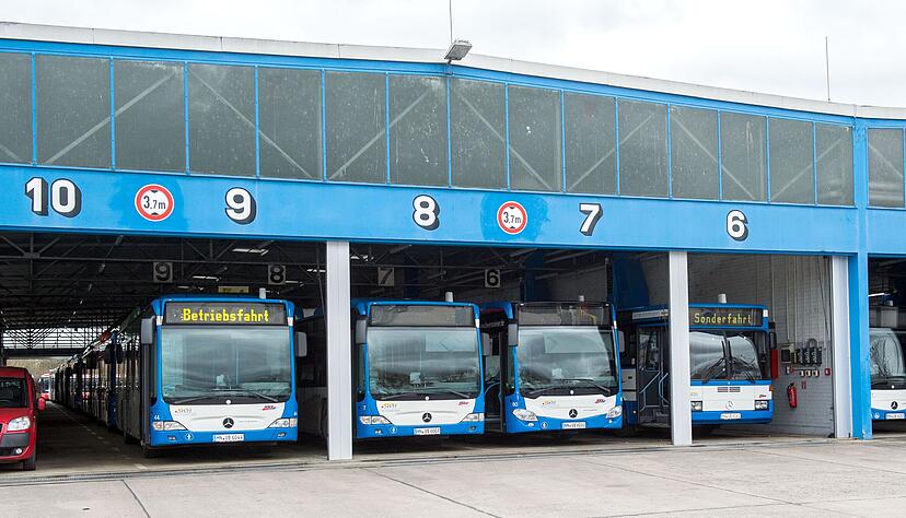 Die Heilbronner Stadtbusse bleiben in ihren Depots. Foto: Archiv