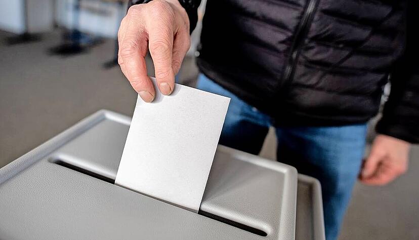 Im Wahlkreis 19 (Eppingen) der Landtagswahl Baden-W&uuml;rttemberg am 8. M&auml;rz 2026 werfen Jochen Holzmann, Carina Menakker und Horst Rothen&ouml;fer ihren Hut in den Ring. Ferner treten im Wahlkreis Eppingen an: Erwin K&ouml;hler (B&uuml;ndnis 90/Die Gr&uuml;nen). Dr. Michael Pr