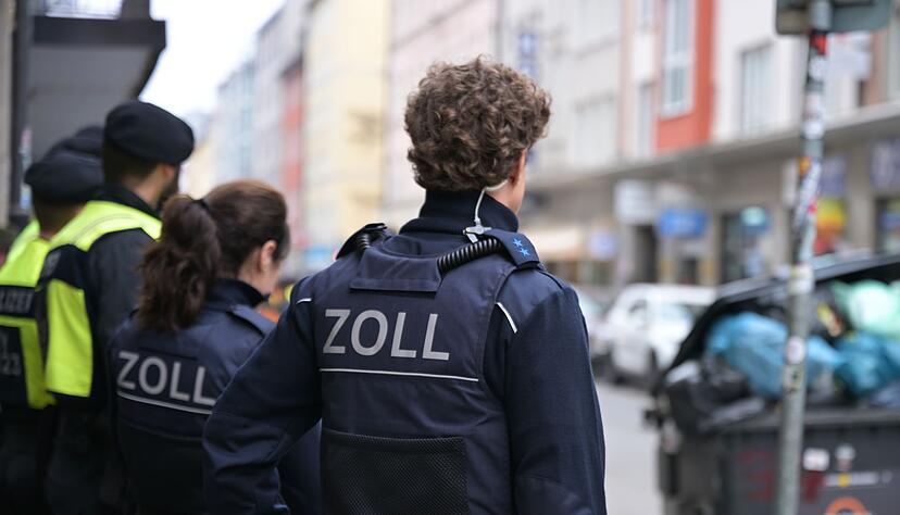 Bei der Aktion ging es unter anderem um m&ouml;gliche Schwarzarbeit und unversteuerte Tabakprodukte.