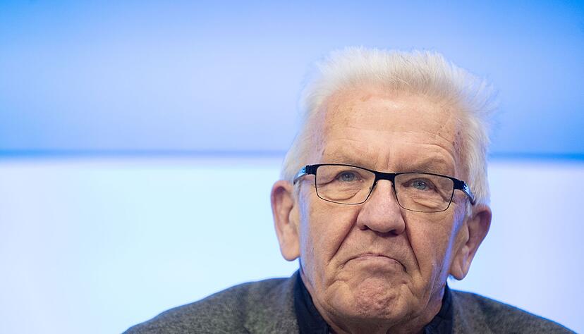 Winfried Kretschmann (Bündnis 90/Die Grünen), Ministerpräsident von Baden-Württemberg. Winfried Kretschmann (Bündnis 90/Die Grünen), Ministerpräsident von Baden-Württemberg.