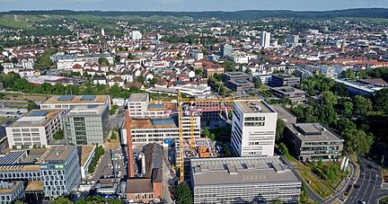 Baustellen prägen die Wissensstadt Heilbronn: Der Bildungscampus wächst, aktuell bekommen die Campus-Founders einen Neubau.

Foto: Ralf Seidel