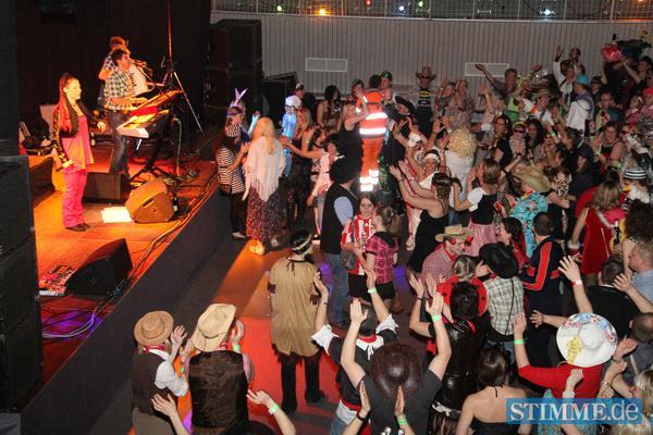 Waldenburg, Mehrzweckhalle beim Franz-Gehweiler-Haus, Waldenburger Fasching 2012 - www.wabu-fasching.de - Fasching Waldenburg Waldenburg, Mehrzweckhalle beim Franz-Gehweiler-Haus, Waldenburger Fasching 2012 - www.wabu-fasching.de - Fasching Waldenburg