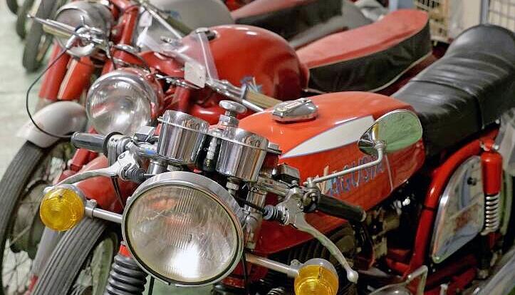 Maschinen, wie diese italienischen Sch&ouml;nheiten, warten im Depot noch auf ihren gro&szlig;en Auftritt.