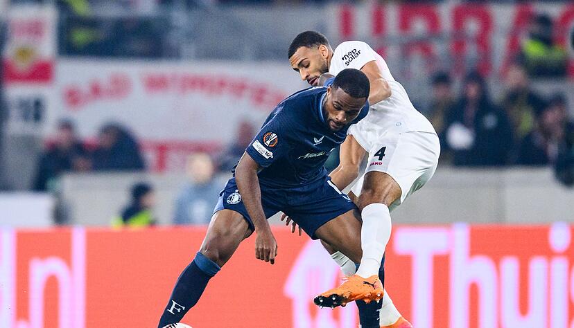 Josha Vagnoman rückte kurzfristig für Luca Jaquez in die Startelf. Josha Vagnoman rückte kurzfristig für Luca Jaquez in die Startelf.