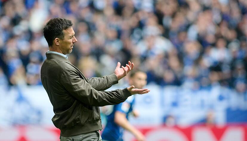 Nach fast sechseinhalb Jahren ist für Christian Eichner bald Schluss in Karlsruhe. (Archivbild) Nach fast sechseinhalb Jahren ist für Christian Eichner bald Schluss in Karlsruhe. (Archivbild)