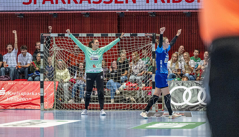 Torhüterin Lena Ivancok dürfte am Dienstag wieder von Beginn an mitwirken. Nach ihrer Rückkehr von der Weltmeisterschaft fordert die Österreicherin gegen Zwickau von der gesamten Mannschaft eine Leistungssteigerung. Anschließend soll wieder gemeinsam gejubelt werden. Torhüterin Lena Ivancok dürfte am Dienstag wieder von Beginn an mitwirken. Nach ihrer Rückkehr von der Weltmeisterschaft fordert die Österreicherin gegen Zwickau von der gesamten Mannschaft eine Leistungssteigerung. Anschließend soll wieder gemeinsam gejubelt werden.