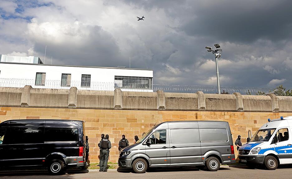 Durchsuchungsaktion der Polizei in der JVA Heilbronn Durchsuchungsaktion der Polizei in der JVA Heilbronn