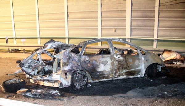 Vier Tote bei Unfall auf A6 | 03.11. Vier Tote bei Unfall auf A6 | 03.11.