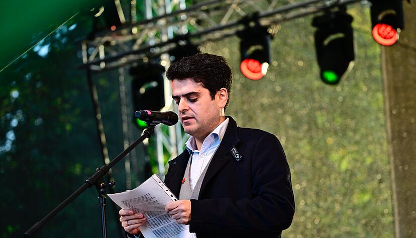 Auch der j&uuml;dische Musiker Michael Barenboim wirft der israelischen Regierung einen Genozid vor.