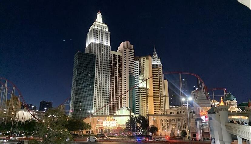 Auf dem Las Vegas Strip im US-Bundesstaat Nevada reihen sich Luxushotels und Spielcasinos aneinander.