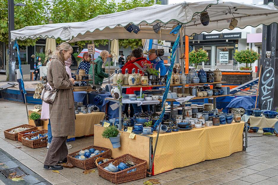 Hafenmarkt am ersten Oktober-Wochenende in Heilbronner Innenstadt.