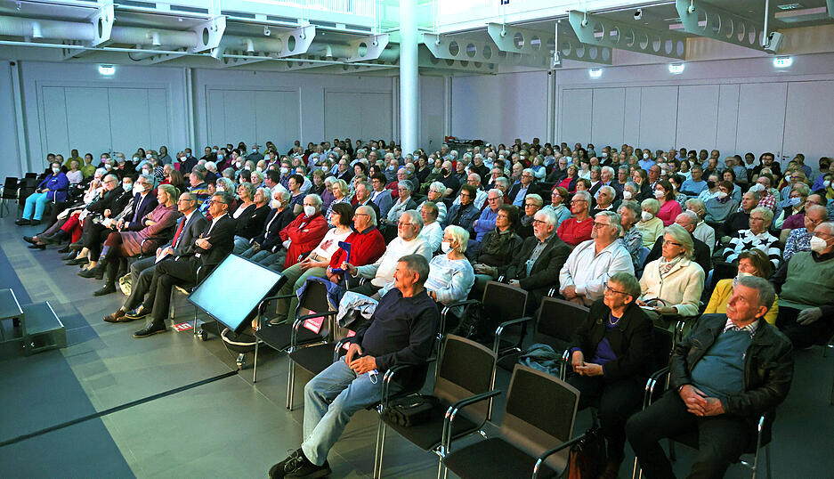 Abendvorlesung Medizin Hautnah mit Prof. Dr. med. Philipp Wild über Corona und Long Covid