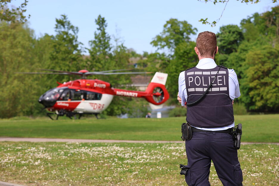 Gegen 15:30 Uhr am Dienstag war der Vorfall von Zeugen gemeldet worden.